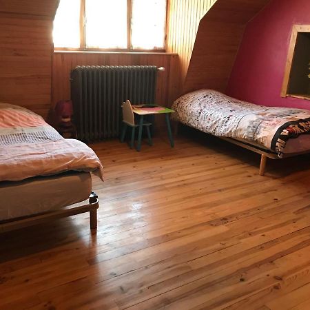 Gite Chez Regine Marcenat  外观 照片